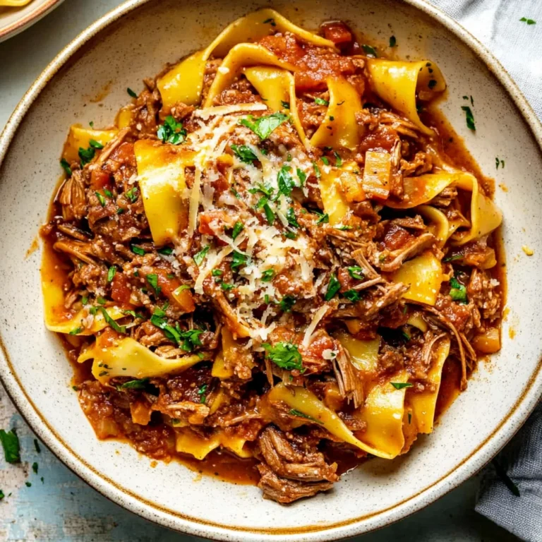 Sunday Slow Cooker Beef Ragu Recipe: Comforting and Savory